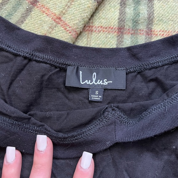 Lulus Off-the-Shoulder Cropped Long Sleeve - Picture 4 of 4